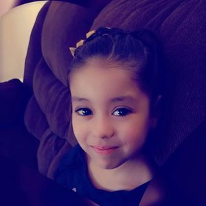 Meet your Posher, Carlos